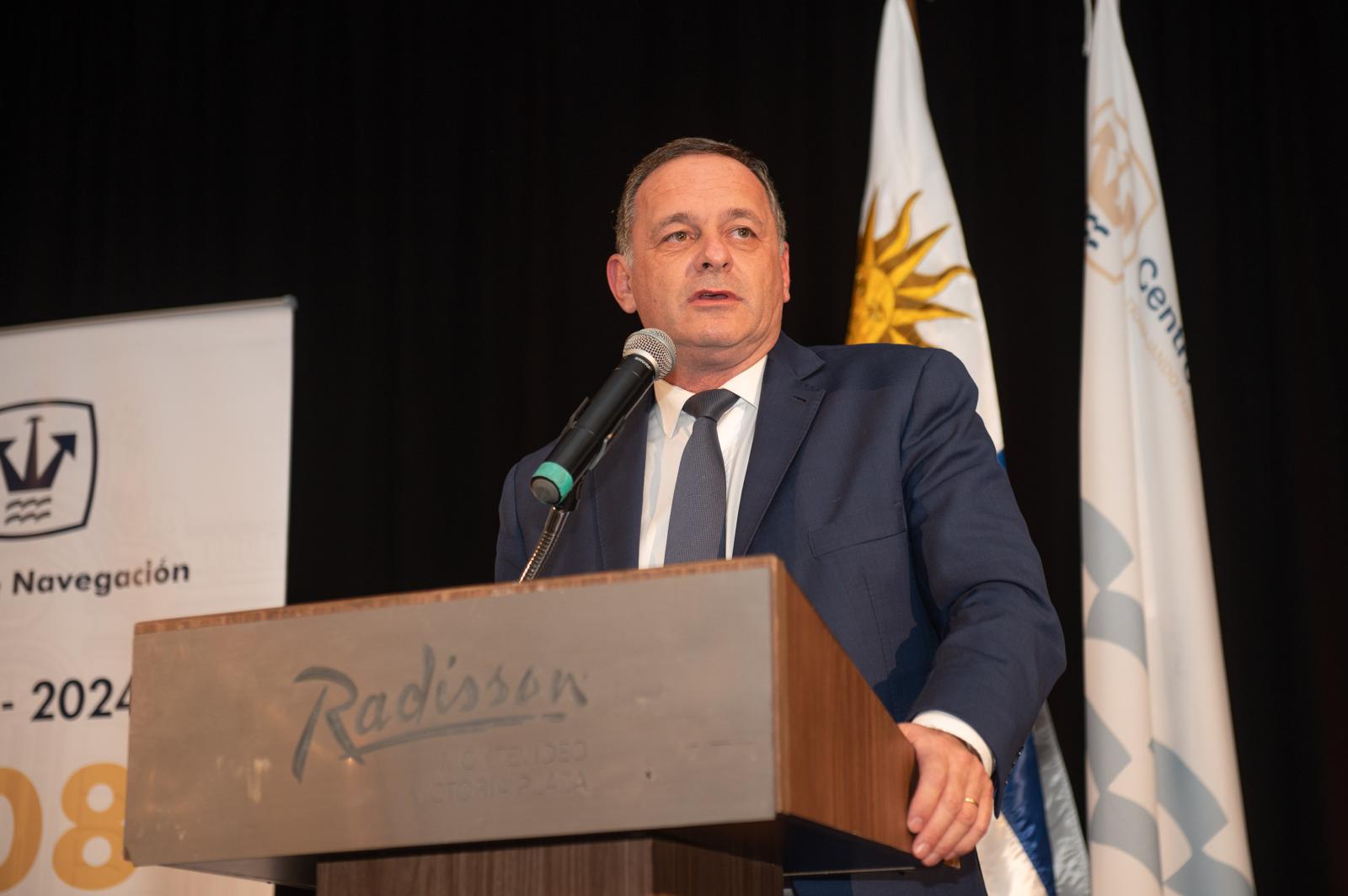 Álvaro Delgado en aniversario del Centro de Navegación