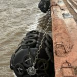 ANP finalizó instalación de 10 defensas Yokohama en muelle Costero de Nueva Palmira