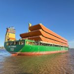 LHG Mining testea al puerto de Rosario para futuras descargas de barcazas