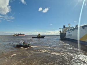SAAM Towage participó del desembarco y traslado del ferry “China Zorrilla”
