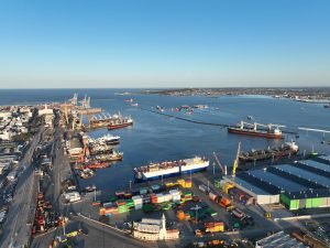 Mónica Ageitos: Uruguay debe fortalecer sus puertos para consolidarse como hub regional